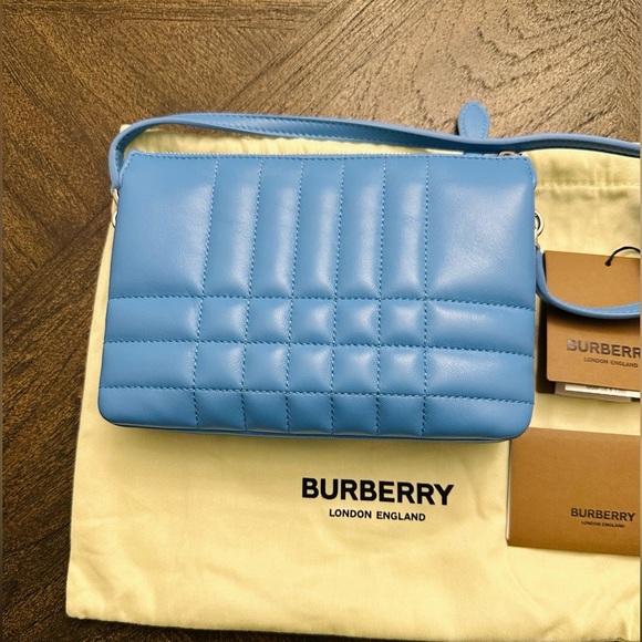 Burberry Lola - Picture 3 of 8